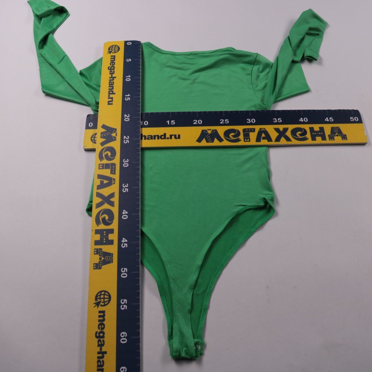 боди PrettyLittleThing