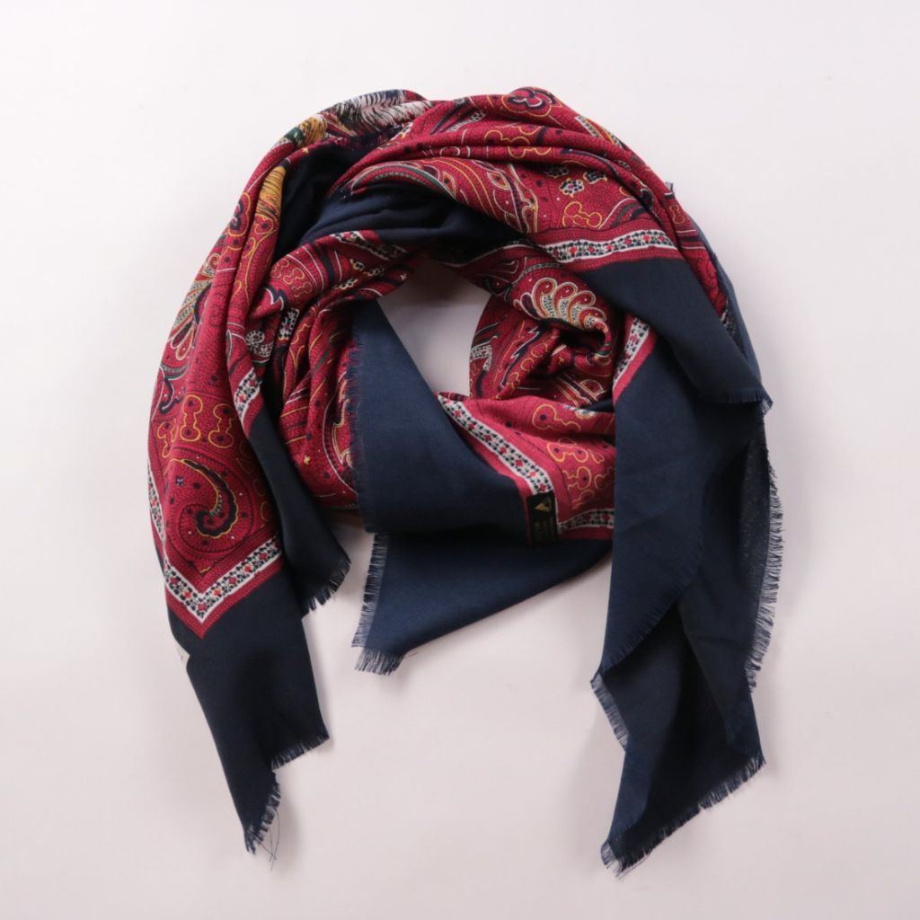 платок Laura Rossi