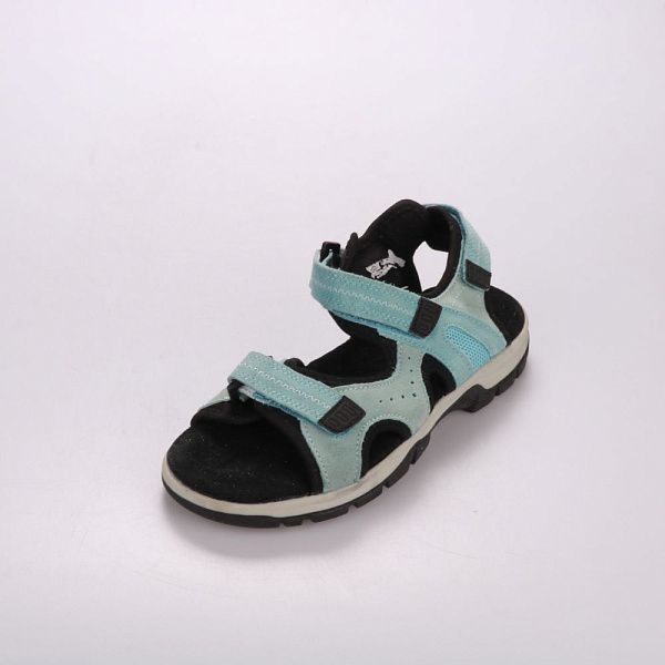 Сандалии и сланцы