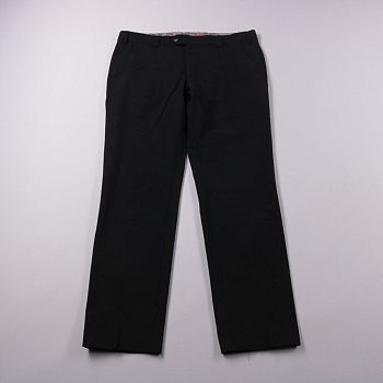 брюки не указано