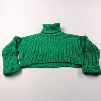 свитер не указано