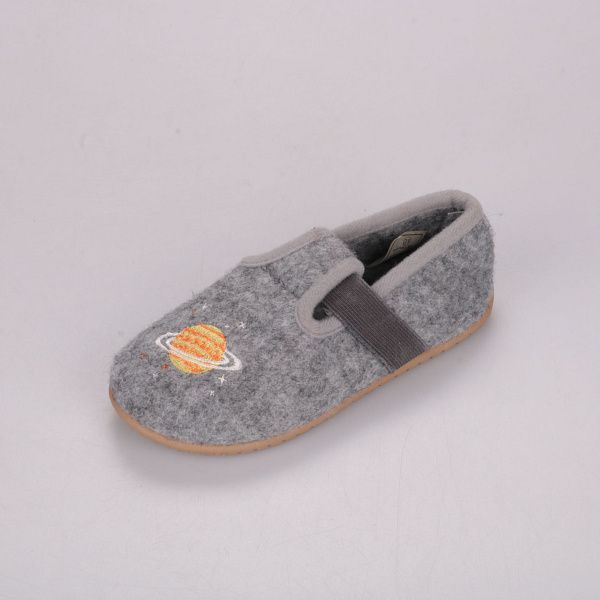 Домашняя обувь