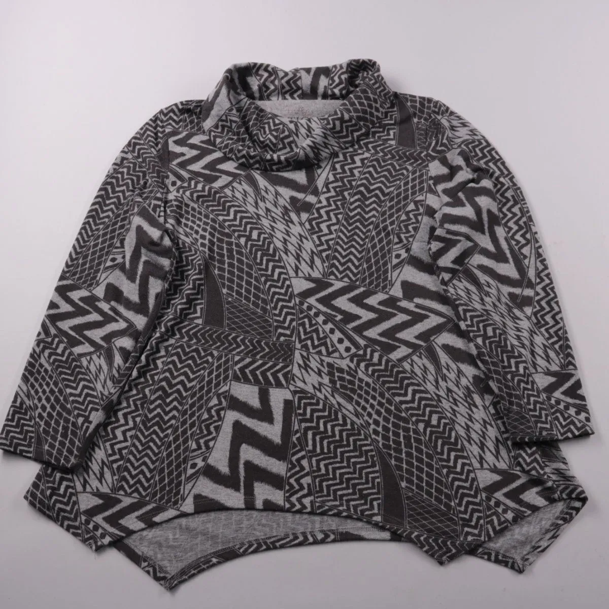 лонгслив Tigi