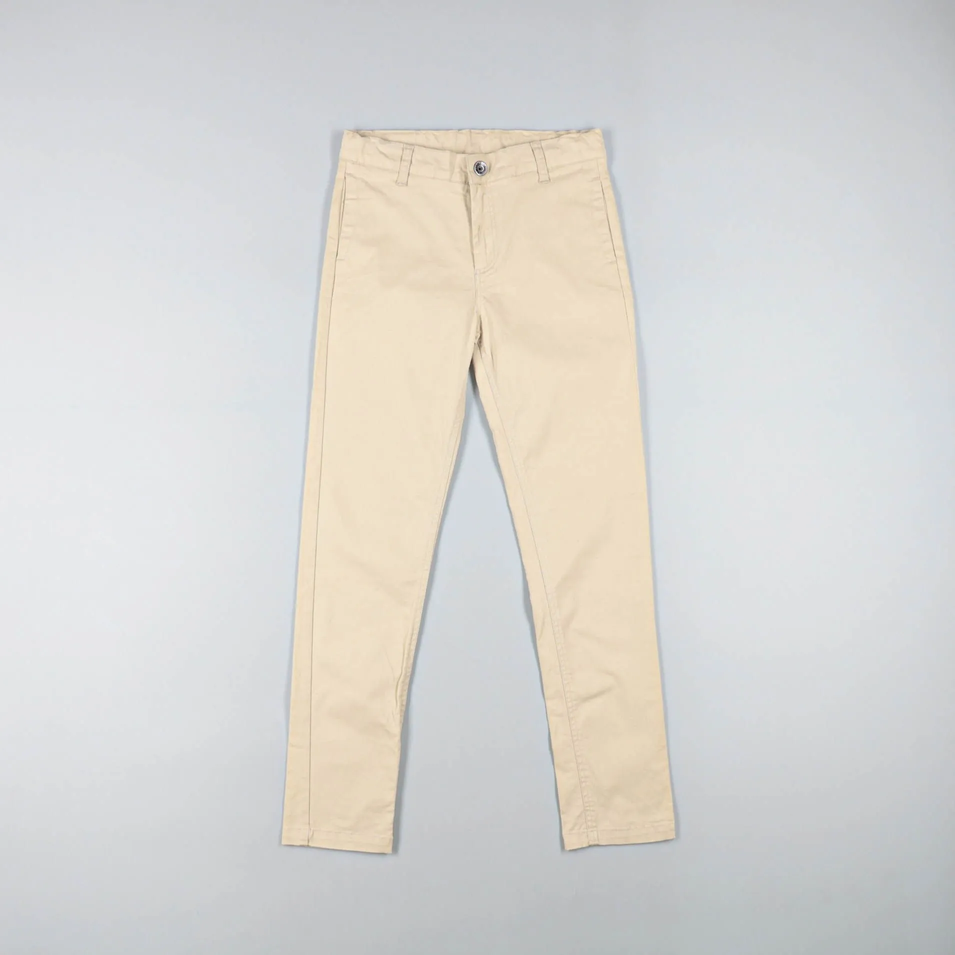 брюки не указано