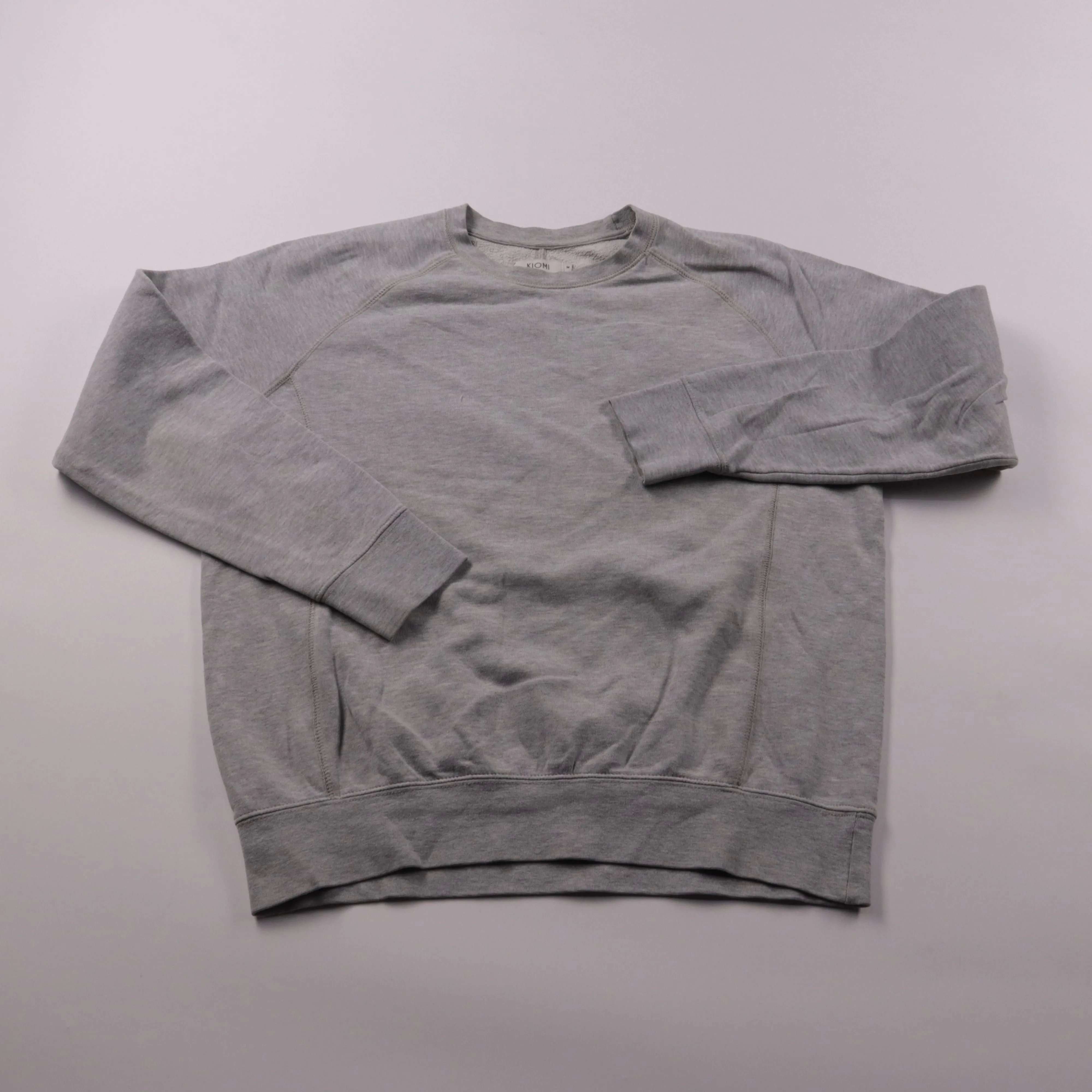 свитшот Kiomi